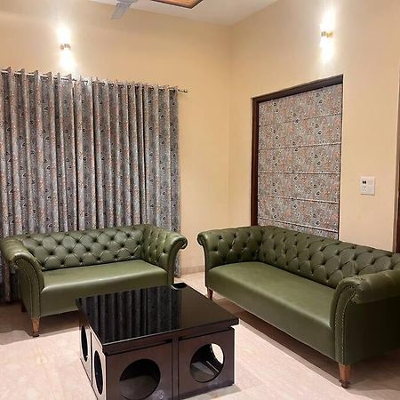 5Bhk Home Away From Home At Ranjit Avenue Amritsar Eksteriør bilde