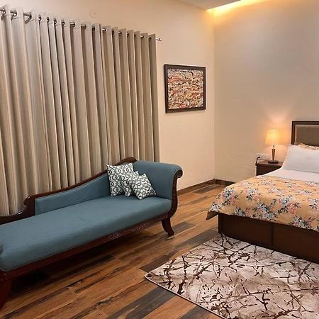 5Bhk Home Away From Home At Ranjit Avenue Amritsar Eksteriør bilde