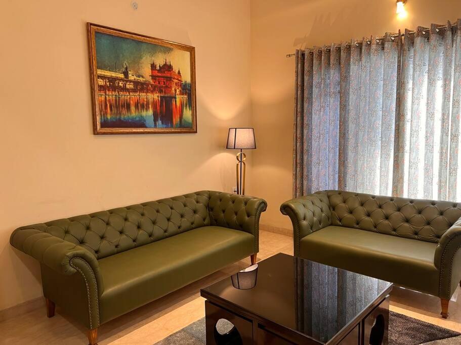 5Bhk Home Away From Home At Ranjit Avenue Amritsar Eksteriør bilde