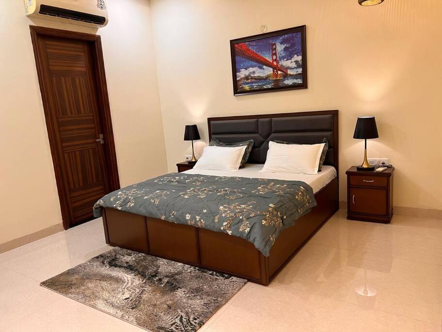5Bhk Home Away From Home At Ranjit Avenue Amritsar Eksteriør bilde