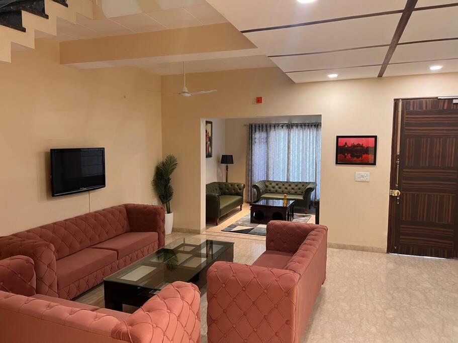5Bhk Home Away From Home At Ranjit Avenue Amritsar Eksteriør bilde