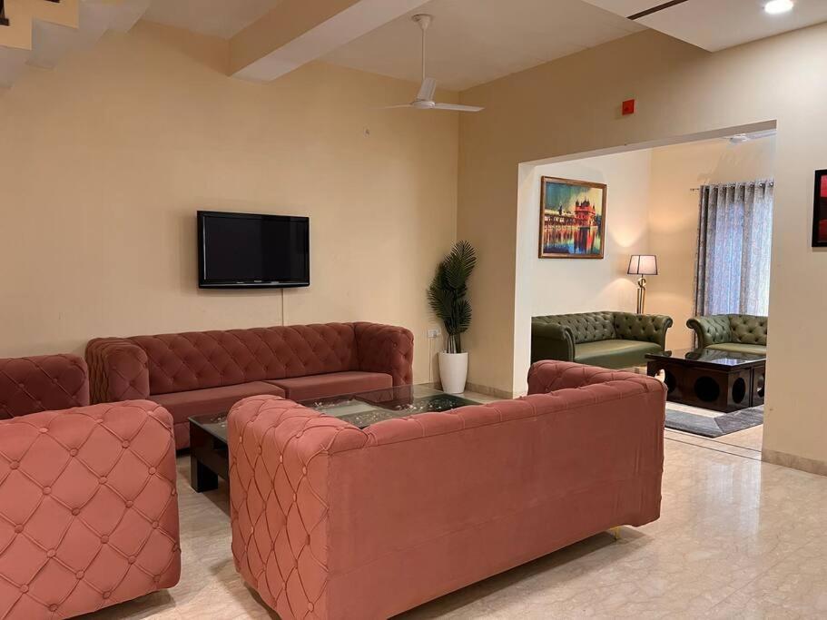 5Bhk Home Away From Home At Ranjit Avenue Amritsar Eksteriør bilde