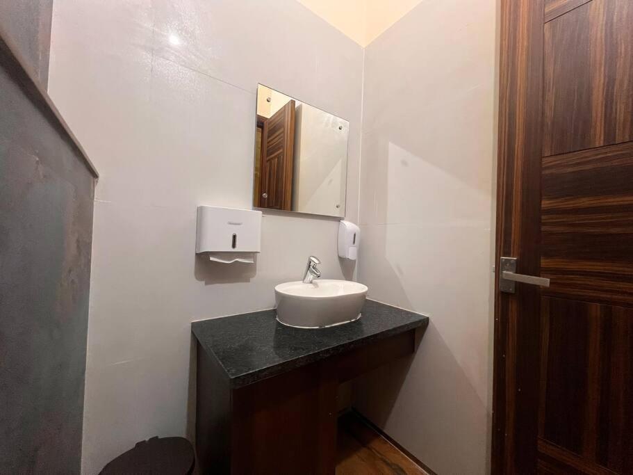 5Bhk Home Away From Home At Ranjit Avenue Amritsar Eksteriør bilde